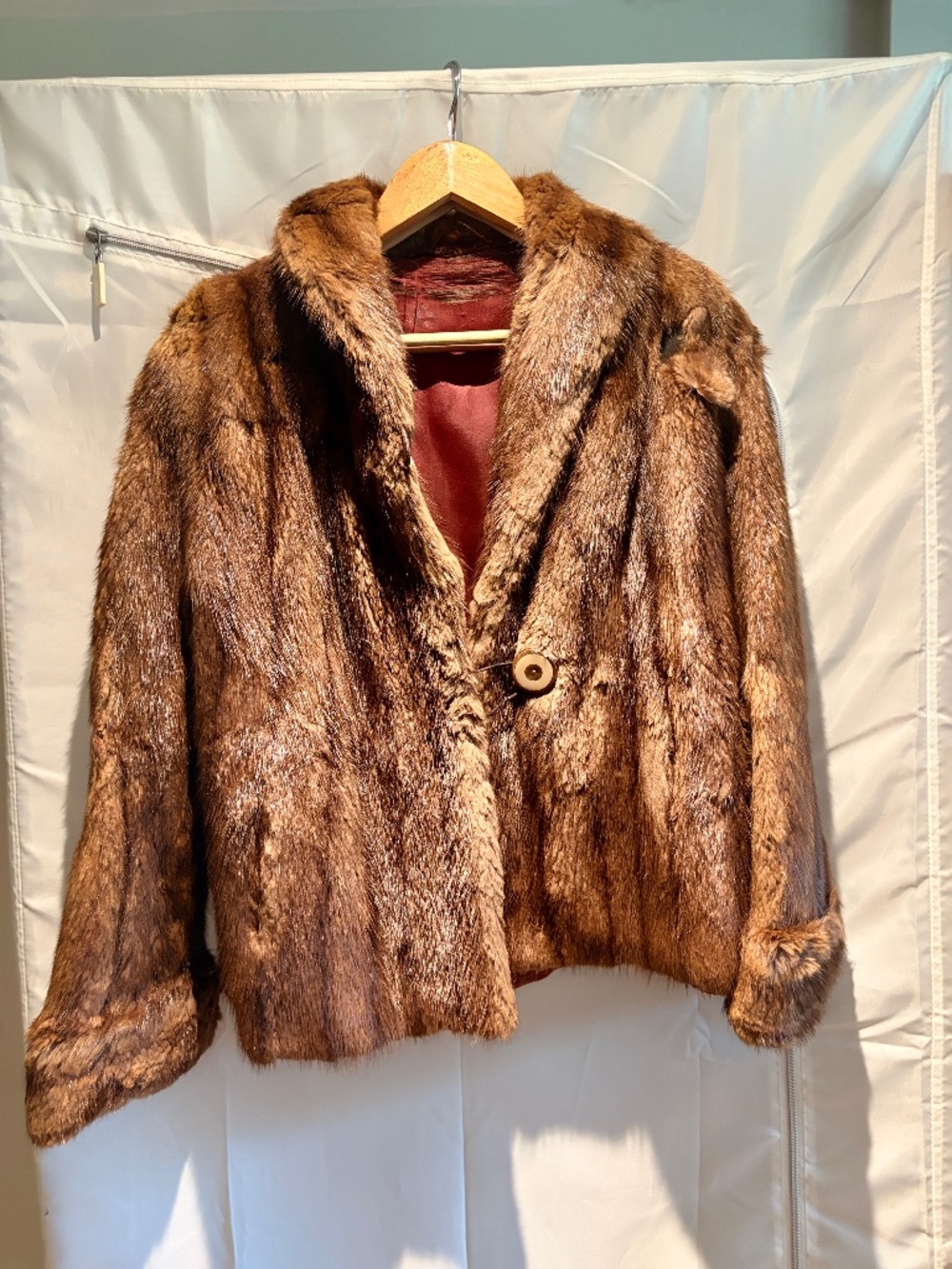 Women's vintage short fur coat